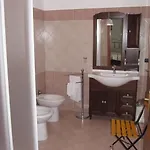 Oda ve Kahvaltı Sole Del Pollino Rotonda