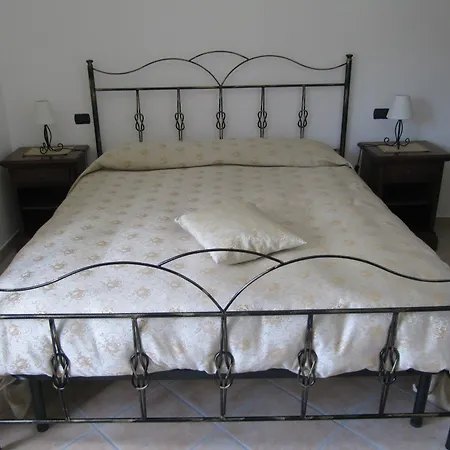 فندق مبيت وإفطار Sole Del Pollino 4*